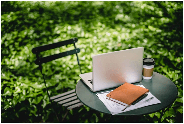5 lý do tại sao không nên để laptop tiếp xúc trực tiếp với ánh Mặt Trời